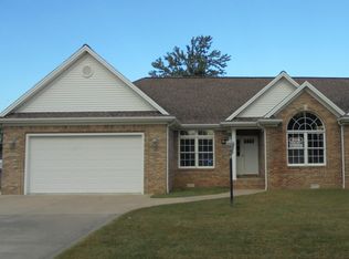 215 Atlanta St, Paducah, KY 42003