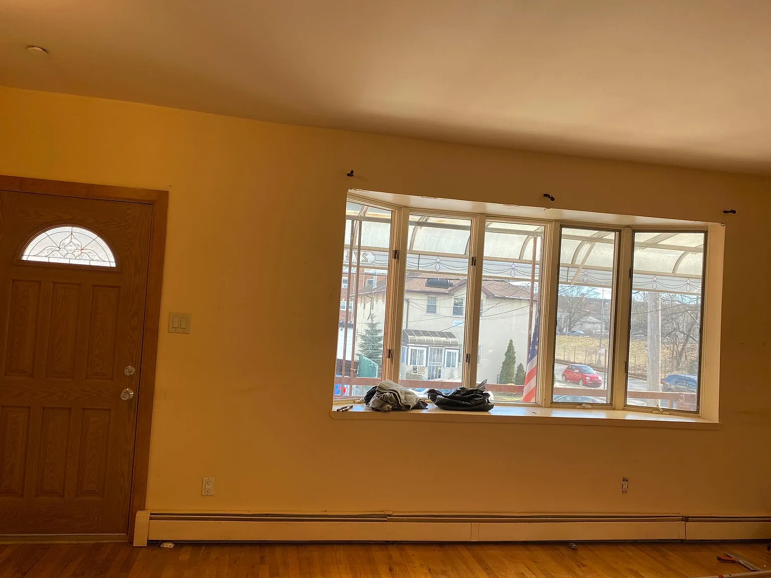 2700 Haring St — Photo 3