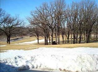 307 Acorn Ct, Lynd, MN 56157