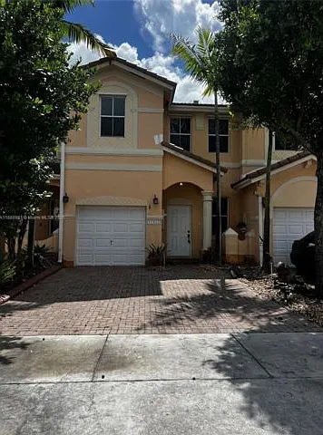 12458 SW 125th Ter — Photo 2