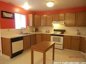4th image of 203 N 2050 W APT 9