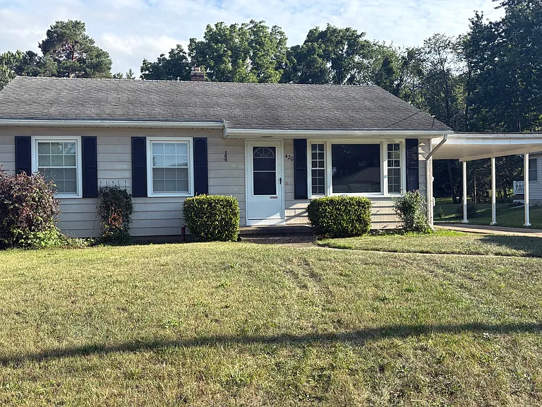 420 Dawnlee Ave — Photo 1