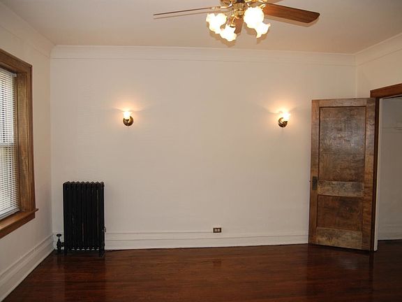 3rd image of 2360 N Cambridge Ave APT 214