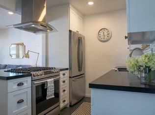 3858 Seneca Ave, Los Angeles, CA 90039