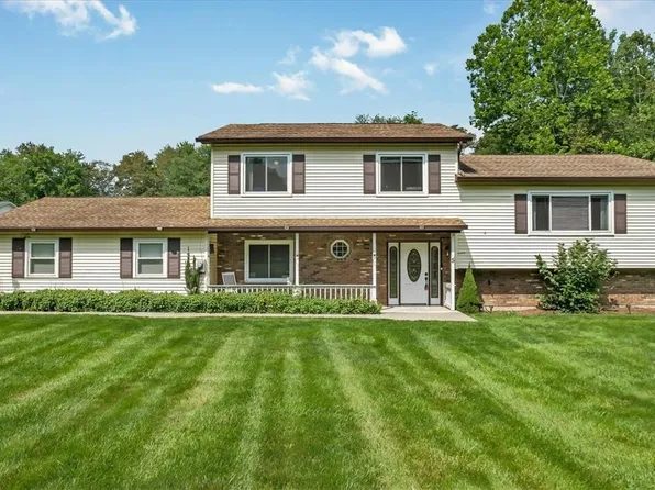 5 Presidential Way, Hopewell Junction, NY 12533