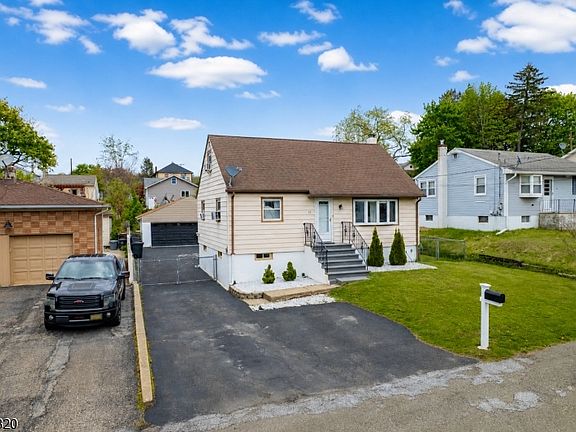 3rd image of 13 Kovach St