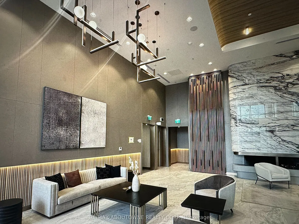Building Photo - 1100 Sheppard Ave W #511