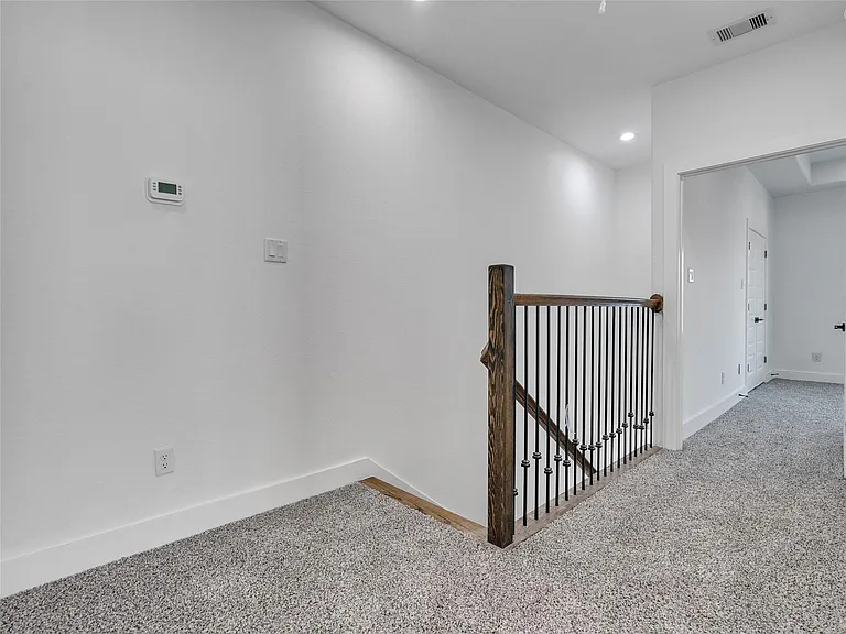 5128 Clover St #B — Photo 19