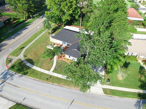 4th image of 9241 Pebble Creek Dr