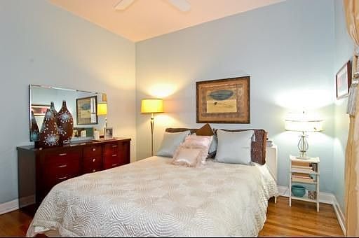 5th image of 3510 N Lakewood Ave #2N
