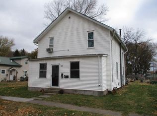 202 Clinton St, Muscatine, IA 52761