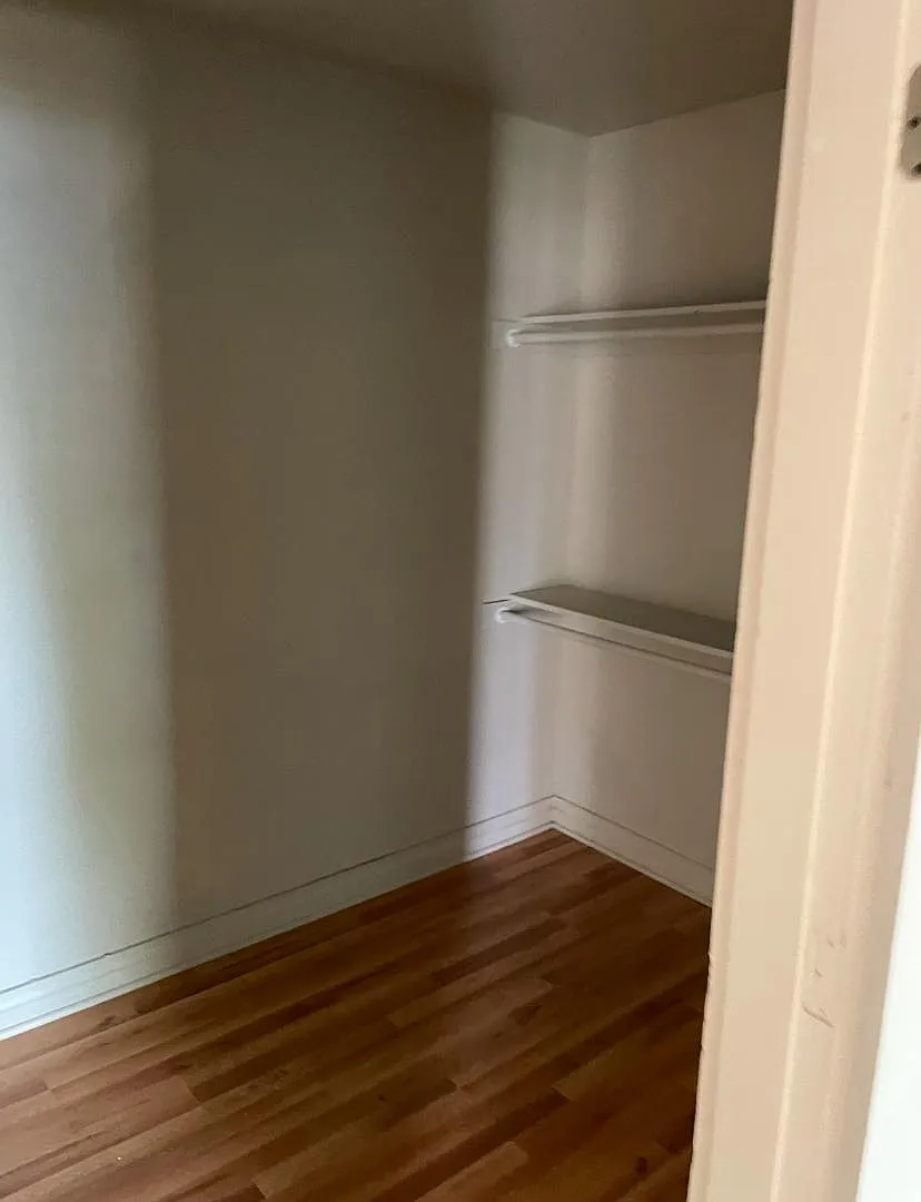 Property Photo - 305 S Cedar St