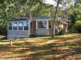 50 Brush Pond Rd, Oak Bluffs, MA 02557