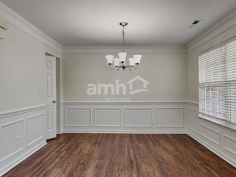 5223 Sunriver Rd — Photo 4
