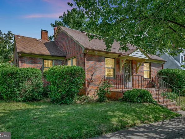 911 Monroe St, Fredericksburg, VA 22401