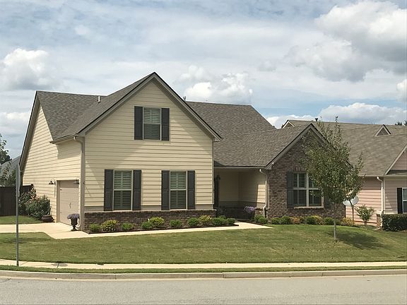 2nd image of 198 Scenic Hills Dr