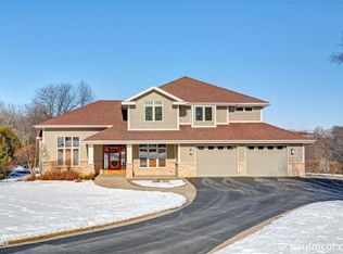 10780 E Golf View Dr, Galena, IL 61036