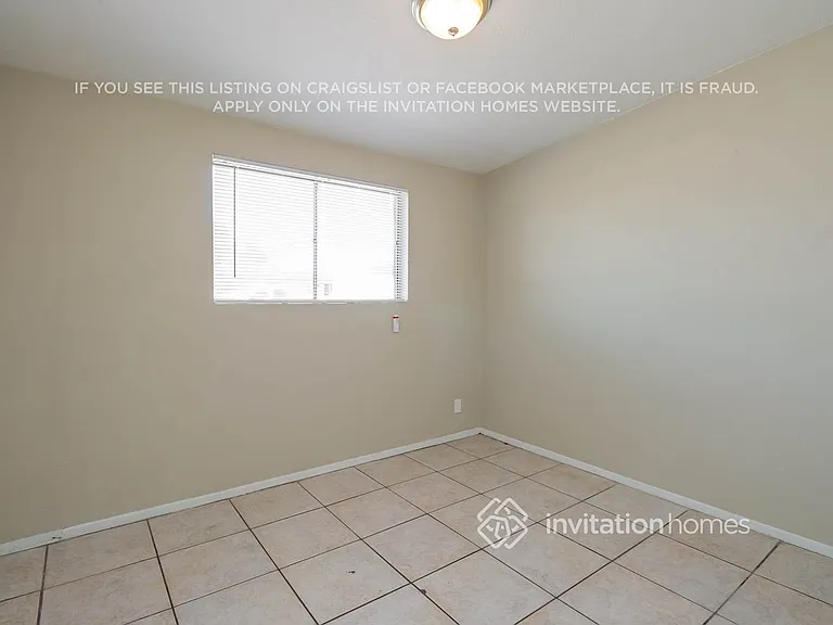 449 S Stewart — Photo 15