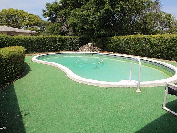 2nd image of 141 River Beach Dr