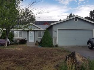 3186 NE Weeping Willow Dr, Bend, OR 97701