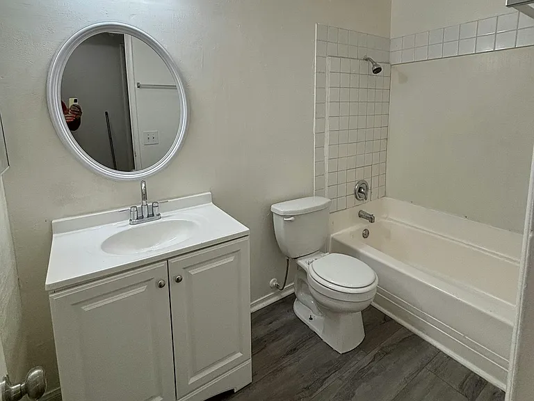 22877 Adrienne Ave #10 — Photo 15