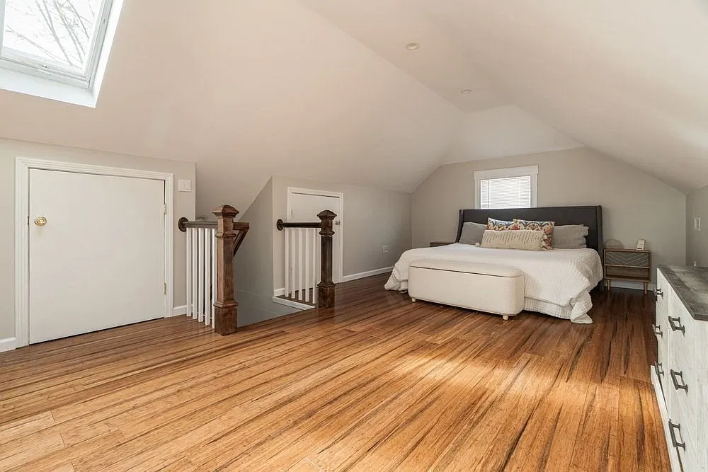 2 bed, 1100 sqft, $2,900 — Photo 2
