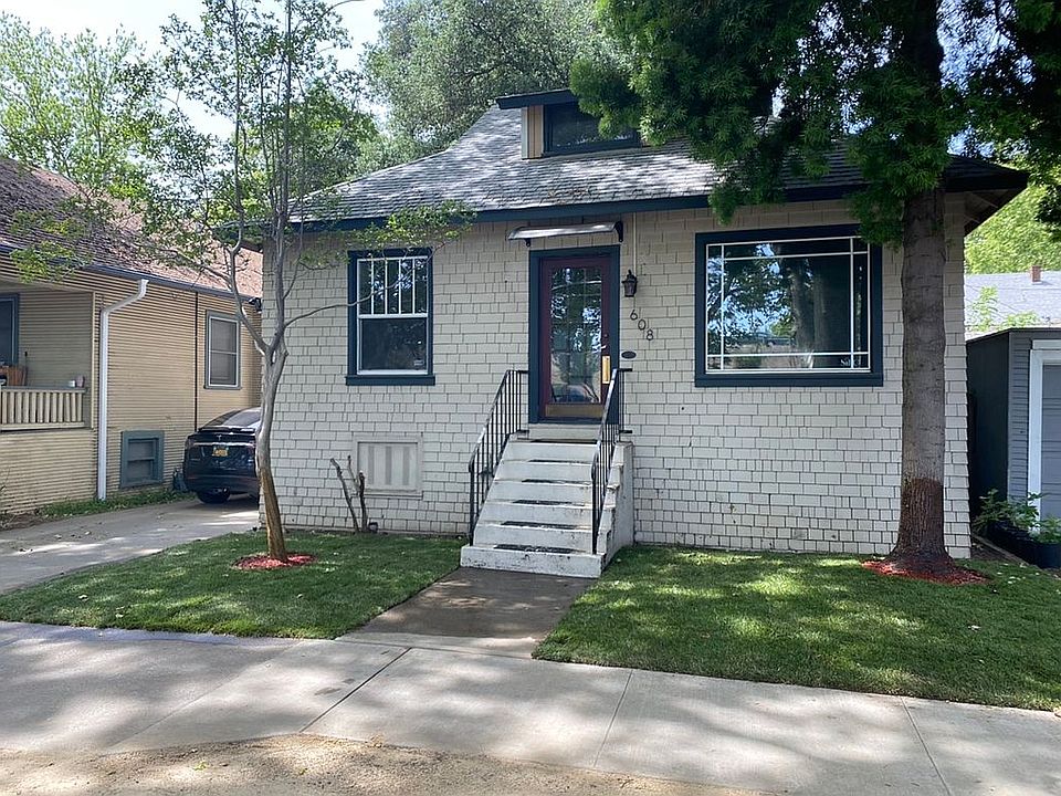 1st image of 608 29th St