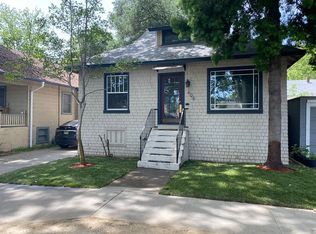 608 29th St, Sacramento, CA 95816