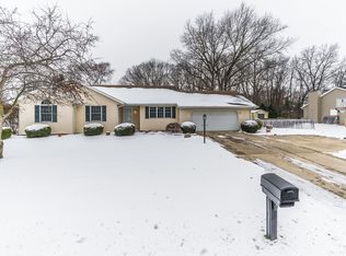 51933 Covered Wagon Trl, Granger, IN 46530