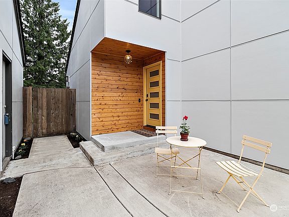 3rd image of 8807 120th Street Ct E