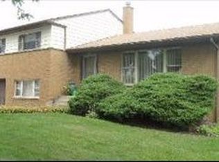 341 Concord Dr, Melrose Park, IL