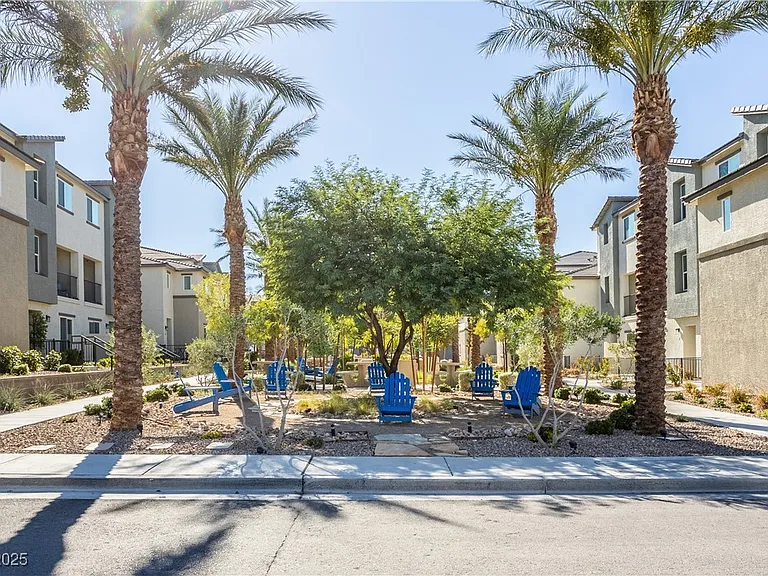 2849 Desert Mosaic Ln #5 — Photo 27