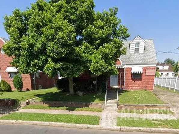 121 Dorothy St, Carteret, NJ 07008