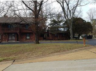 12927 Baalbek Dr, Saint Louis, MO 63127