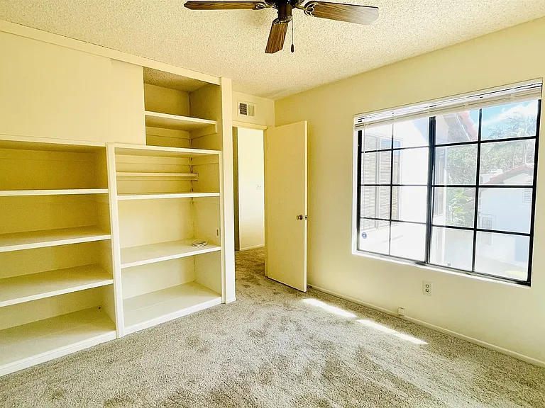 3488 Voyager Cir — Photo 20