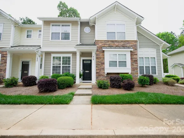 930 Coffee Tree Ln, Rock Hill, SC 29732