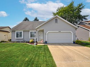 5503 Trippel Dr, Mishawaka, IN 46545