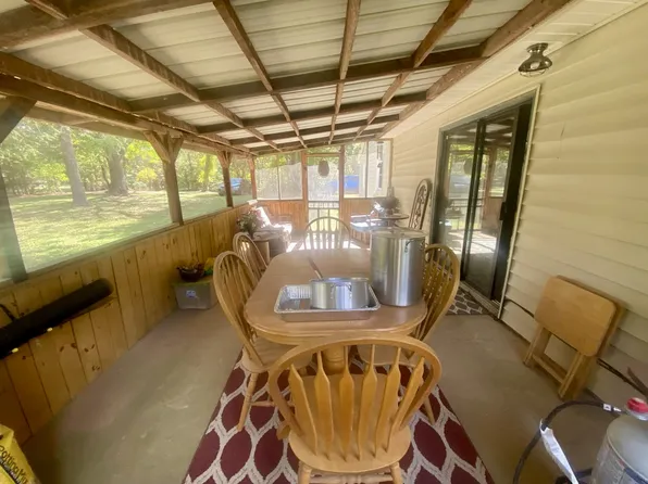 324 Cooper Cemetery Rd, Big Sandy, TN 38221