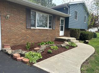512 Mark Cir, Newark, OH 43055
