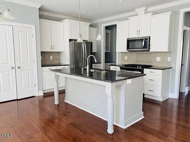 28 Grandwood Cir — Photo 10
