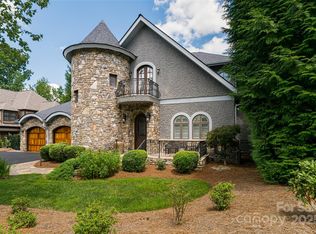 1006 Coves Pheasant Ct, Biltmore Lake, NC 28715
