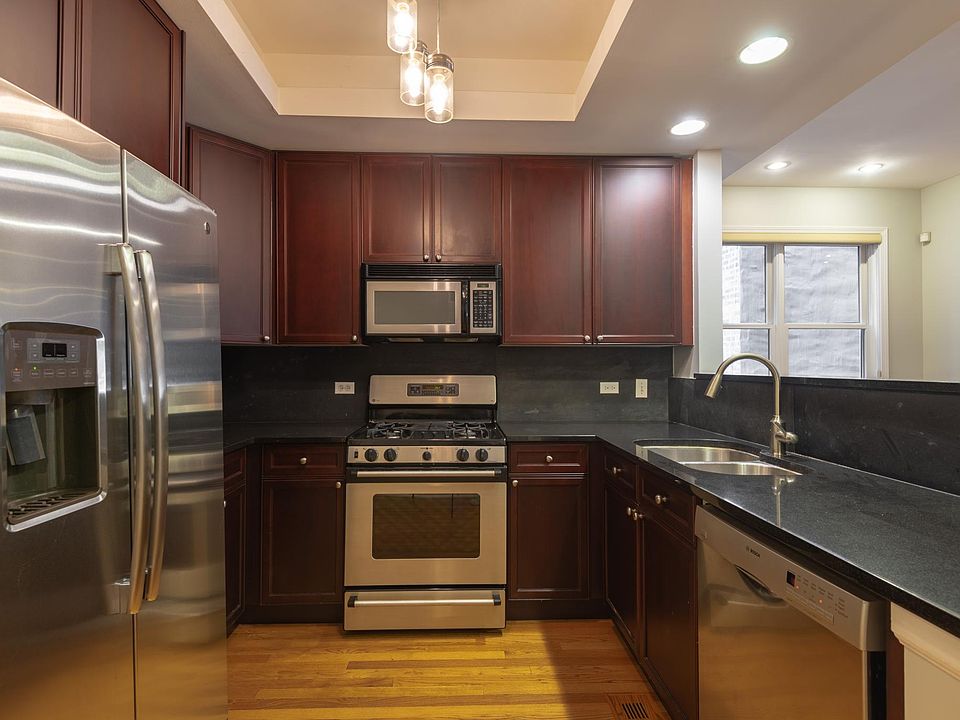 1st image of 2041 W Pierce Ave APT 1C
