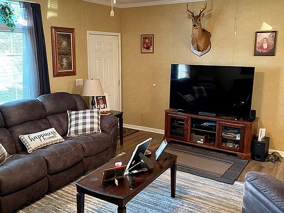 5th image of 497 Patricia Ln
