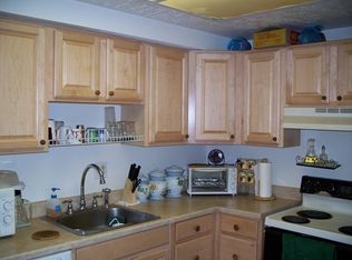 121 Richland Cir, Sterling, VA 20164