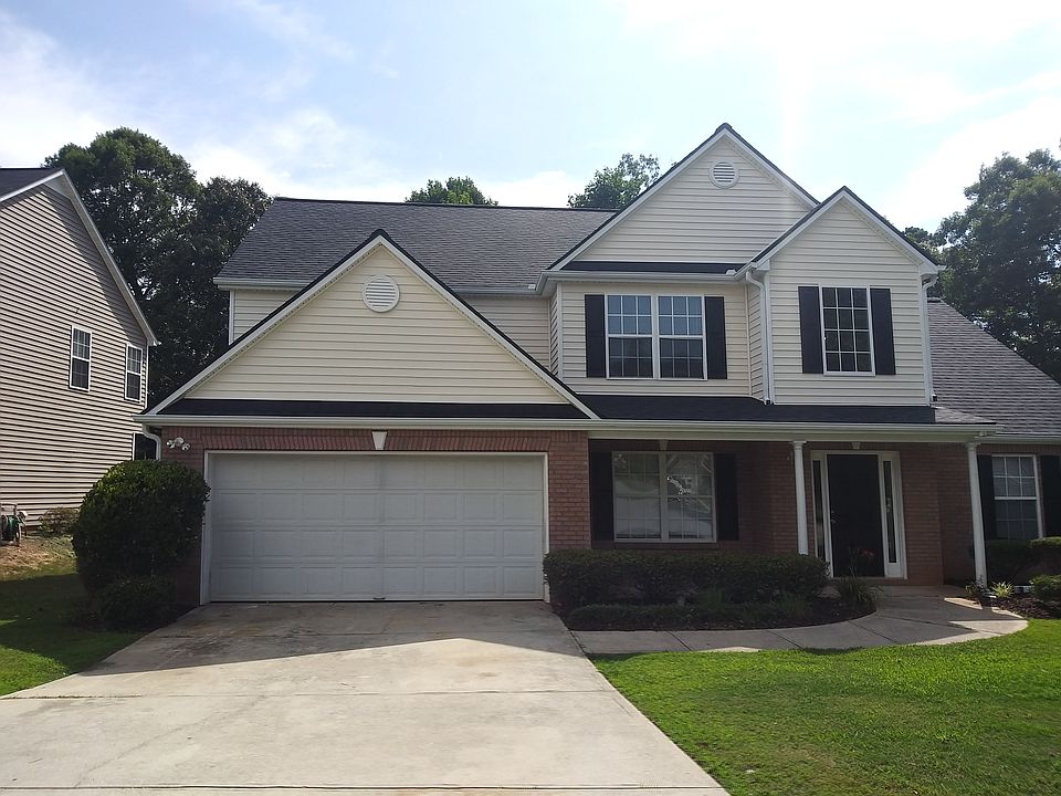 2nd image of 80 Lake Valley Dr