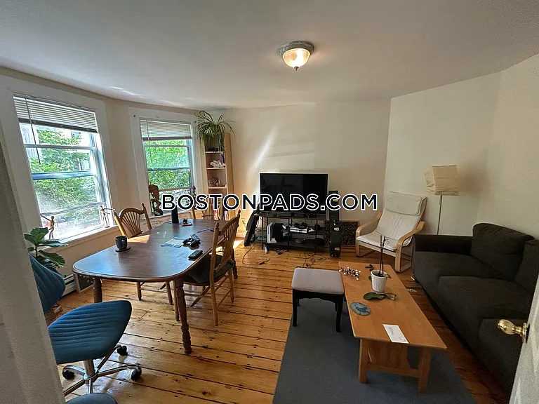 64 Pleasant St #1 — Photo 65