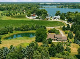 37015 Lower Lake ROAD, Oconomowoc, WI 53066