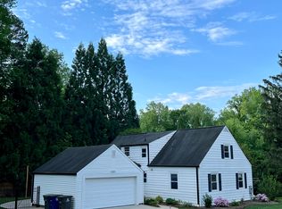 1419 Reynolda Rd, Winston Salem, NC 27104