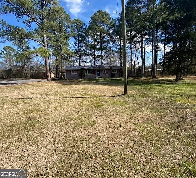 121 Sunset Dr NE photo 1