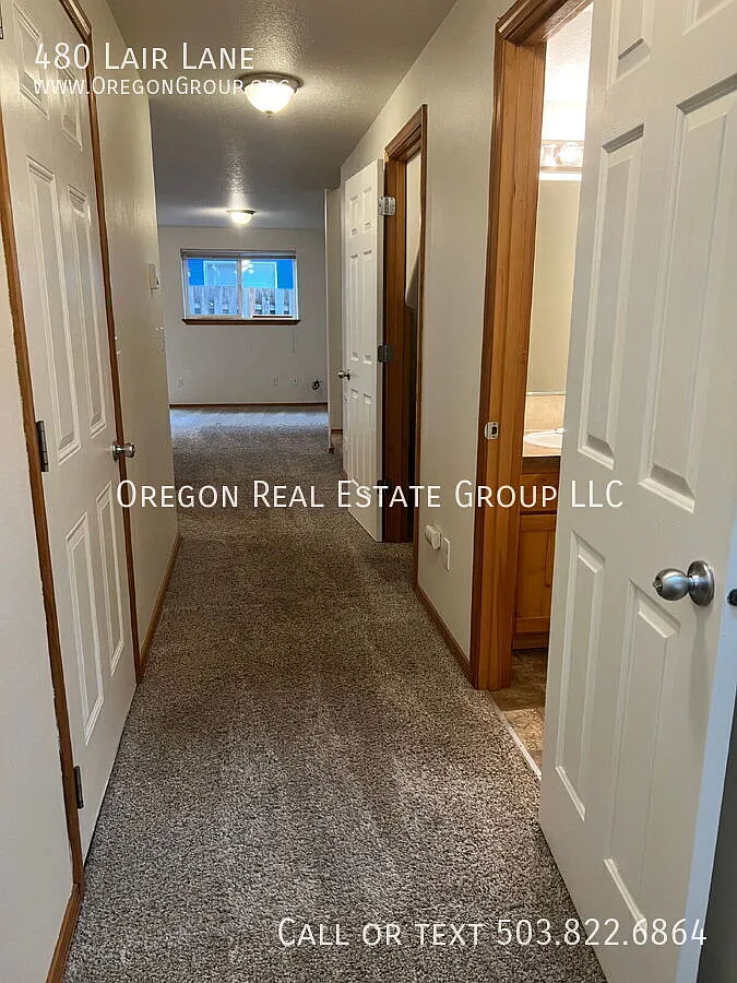 Beautiful 3-Bedroom Home in Desirable Orchard Lair! — Photo 2